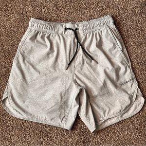 Legends Men's Size Small Grey/White Luka Activewear Lined 7" Shorts